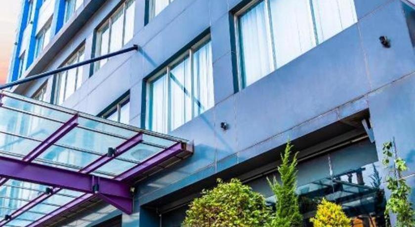 فندق جيسويتس باي أميثيا سورابايا المظهر الخارجي الصورة